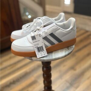 ADIDAS kids sneaker